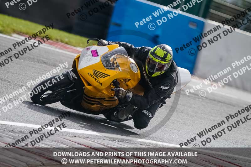 donington no limits trackday;donington park photographs;donington trackday photographs;no limits trackdays;peter wileman photography;trackday digital images;trackday photos